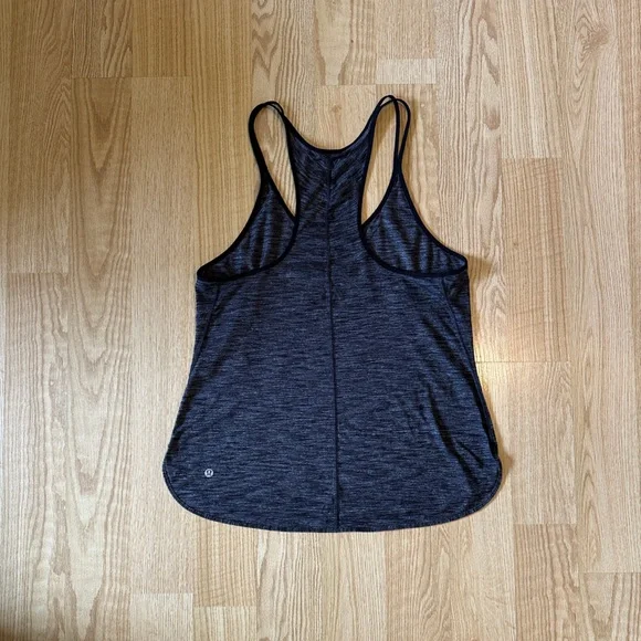 Lululemon - Size 8 - Racerback Tank - Picture 4 of 5